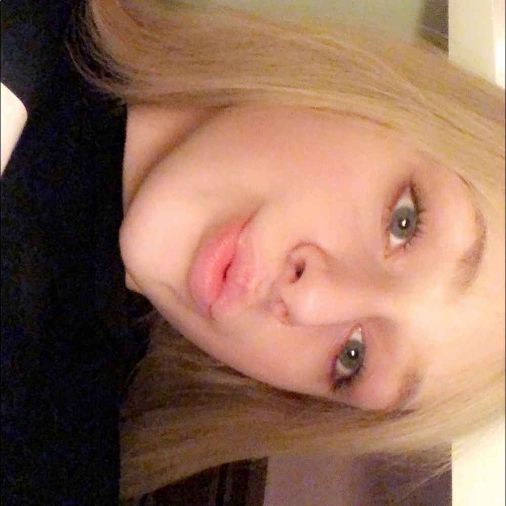 Meet your Posher, Maddie